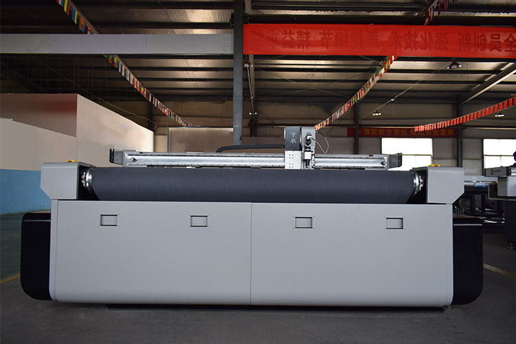 2023 nueva máquina de corte de tela no tejida de cuero automático CNC